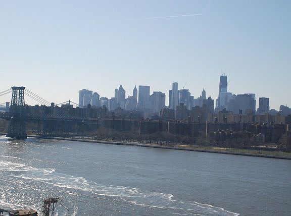 5th image of 2 Northside Piers APT 22C