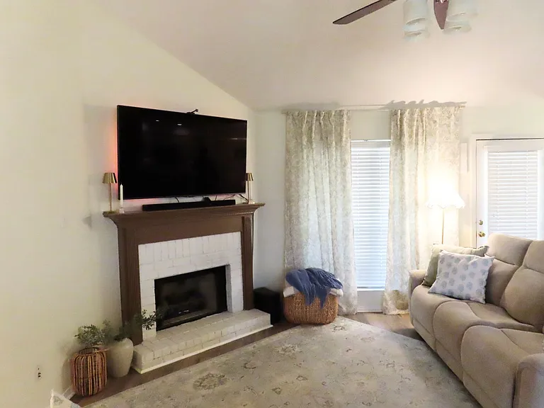 9471 Homestead Dr S — Photo 15