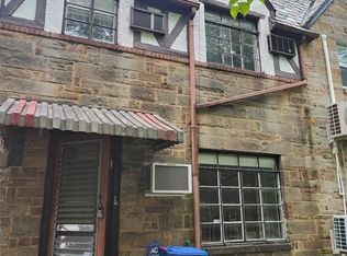 14713 72nd Dr, Flushing, NY 11367