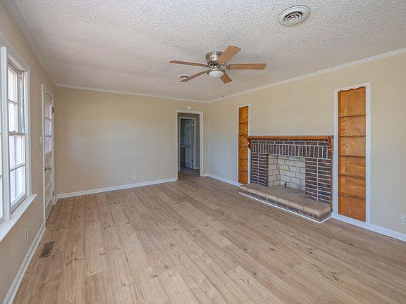 4th image of 603 Mims St