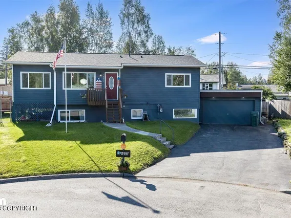 1806 Stanton Ave, Anchorage, AK 99508