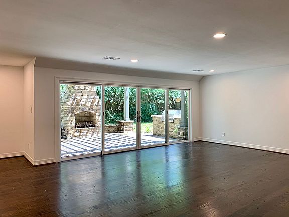 4th image of 5225 Preston Haven Dr