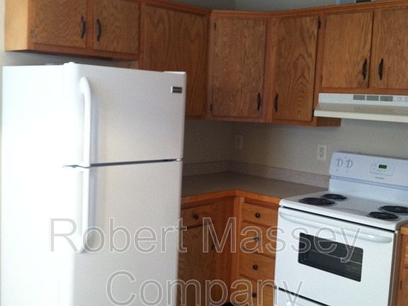 2nd image of 230 Highland Blvd APT 2