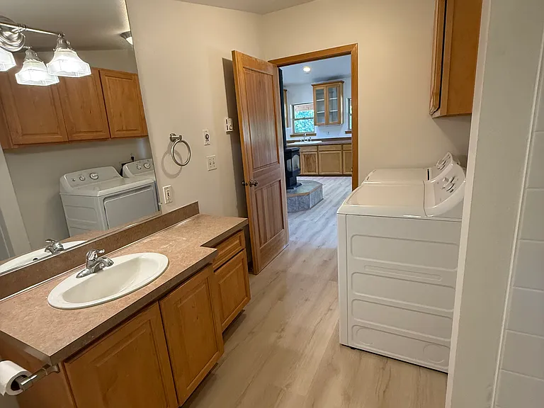 7242 Manastash Rd — Photo 3