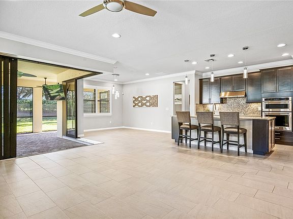 3rd image of 5307 Antigua Cir