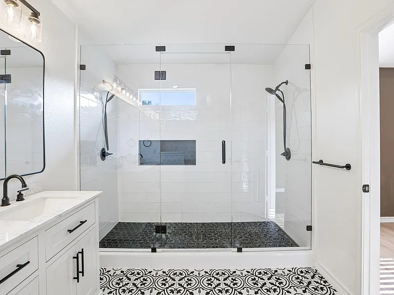 2656 Bradley Ln — Photo 32