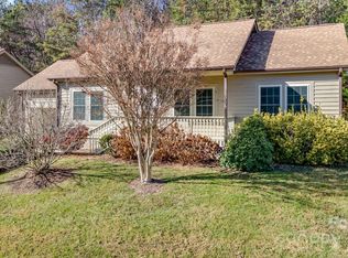 1 Hedgerose Ct #B, Asheville, NC 28805