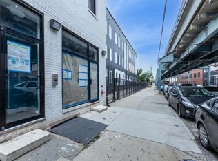 2006 N Front St, Philadelphia, PA 19122