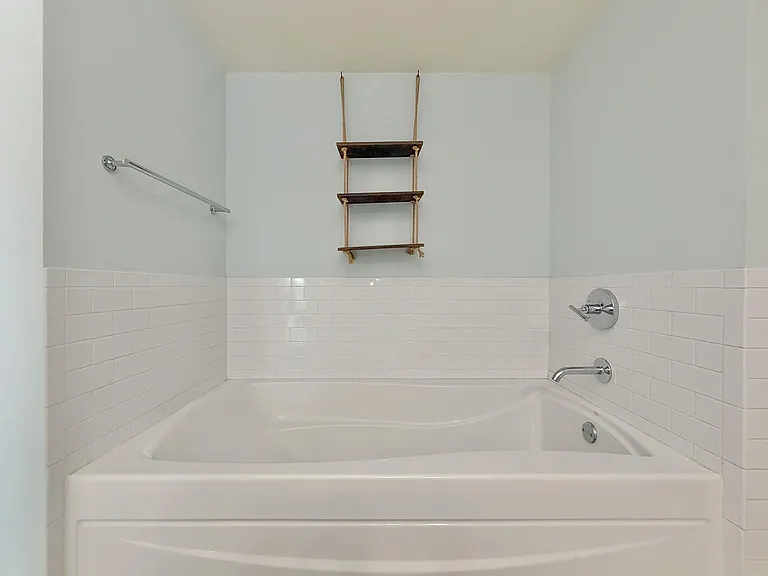 700 Grove St #4F — Photo 21