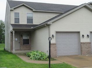 3341 Stoneway Ct, Champaign, IL 61822