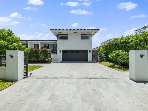 2010 NE 122nd Rd, North Miami, FL 33181