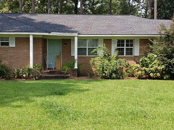 210 S Lamont St, Ashburn, GA 31714