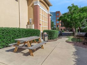 Vivo Living Forest Hills