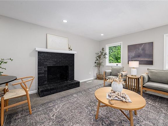4th image of 226 S 68th St