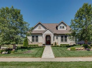 212 Bramble Bend Ct, Lawrence, KS 66049