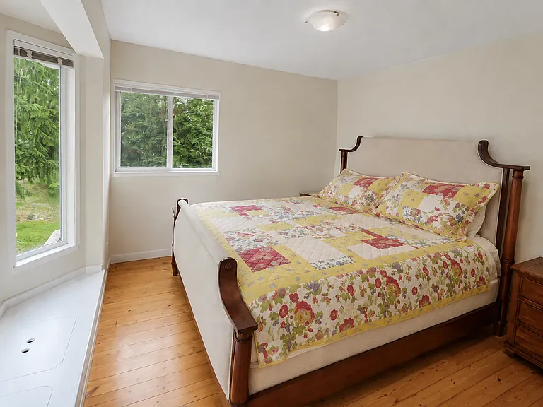431 Sunset Rd — Photo 6