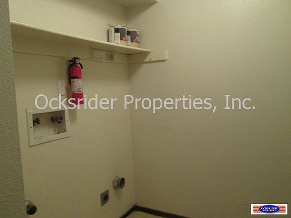4th image of 10147 Madeline Dr NW