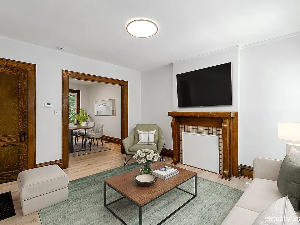 2 bed, 1000 sqft, $1,475 — Photo 2
