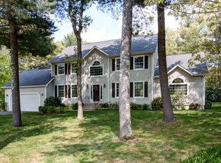 2 Davis Rd, Southborough, MA 01772