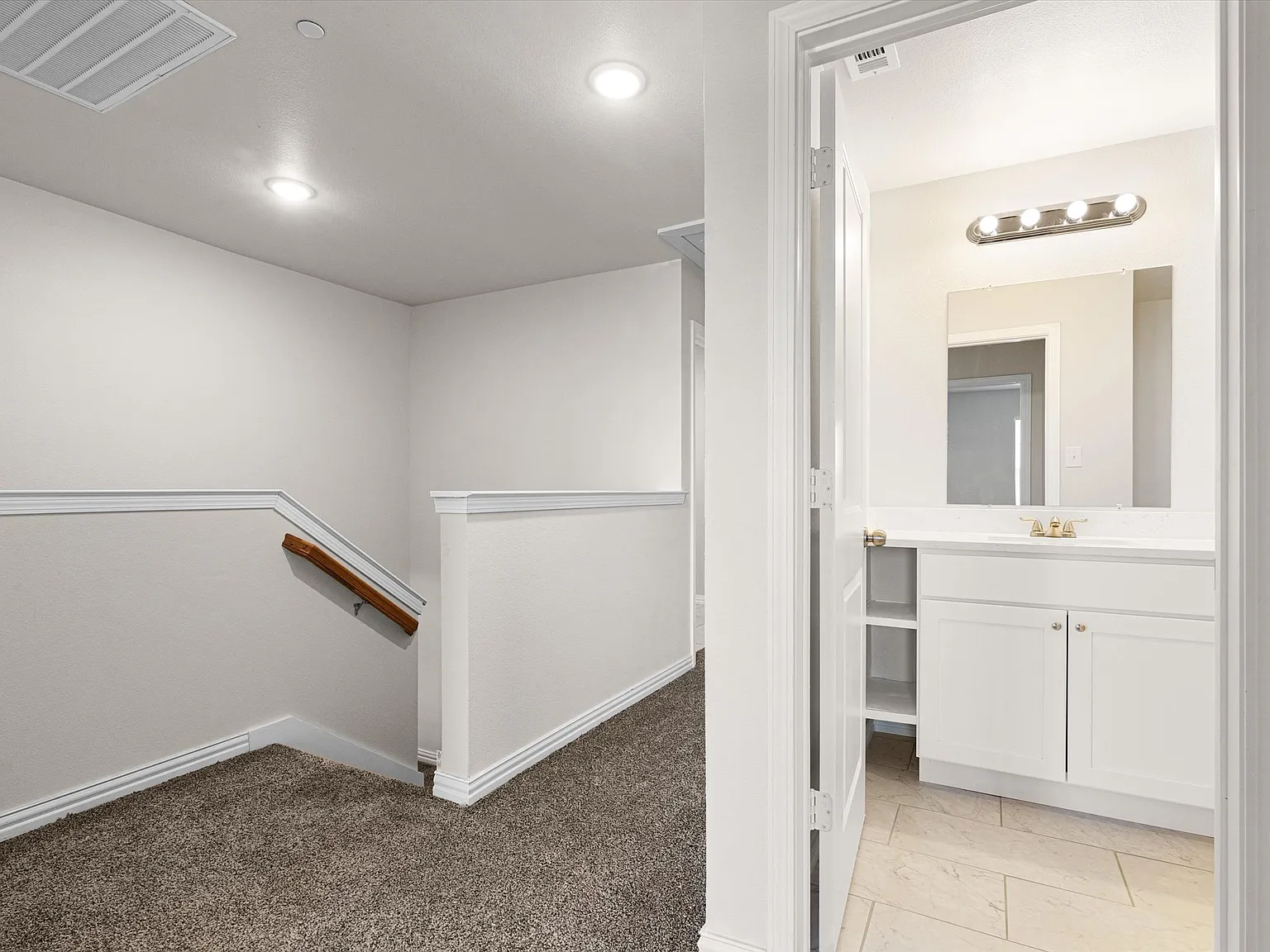 6205 Roby Dr — Photo 4