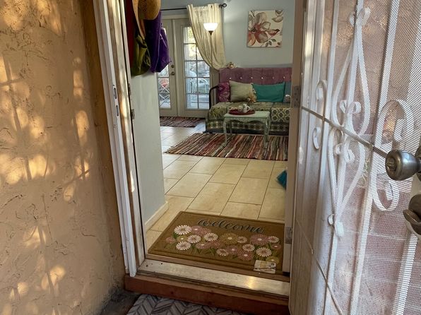 (undisclosed Address)