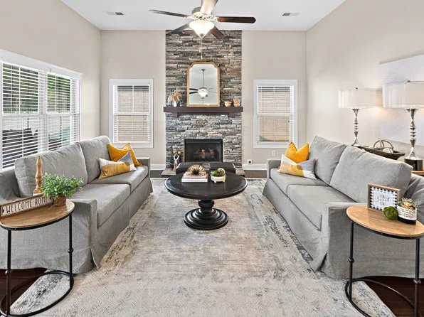 1906 Satinwood Dr, Murfreesboro, TN 37129