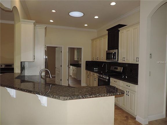 2nd image of 1506 E Lansdowne Ave