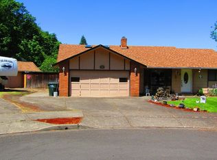 626 S 44th St, Springfield, OR 97478