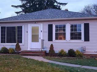 6142 Kelsey Rd, Parma, OH 44129