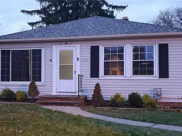 6142 Kelsey Rd, Parma, OH 44129