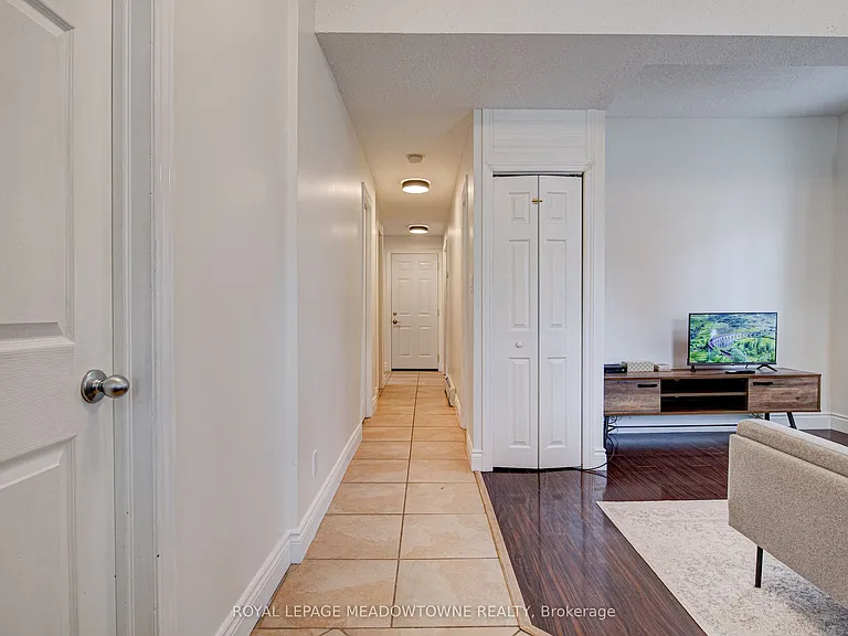 205 Liverpool St #A — Photo 4