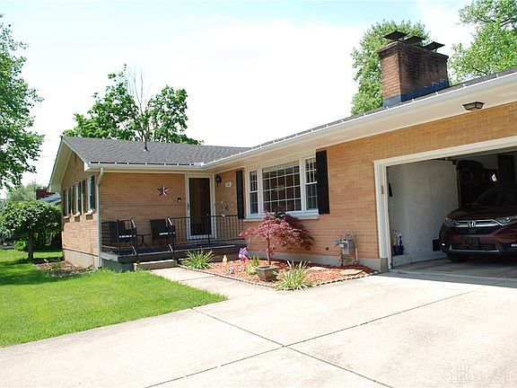 3rd image of 118 Stolz Dr