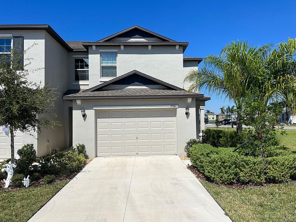 1st image of 758 Royal Empress Dr