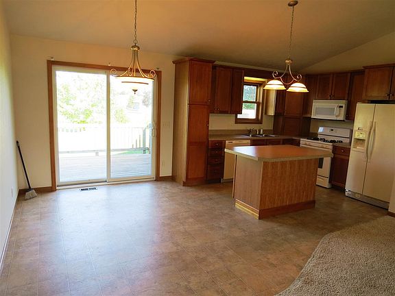 3rd image of 58695 Sun Gold Blvd