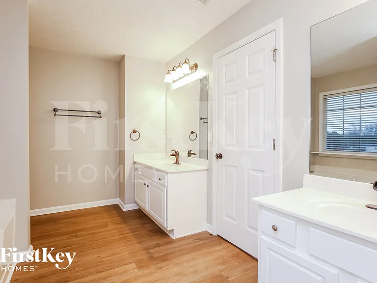 6217 Turnberry Ln — Photo 14