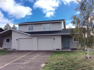 2125 2nd St, Springfield, OR 97477