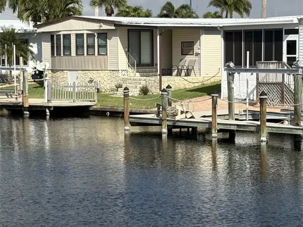 17920 Bryan Ct, Fort Myers Beach, FL 33931