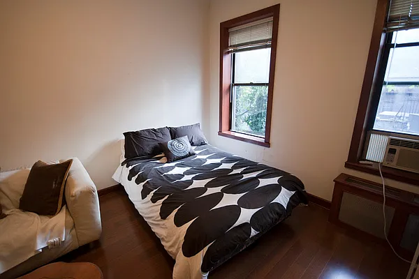 Rented by Big Apple Living | media 8