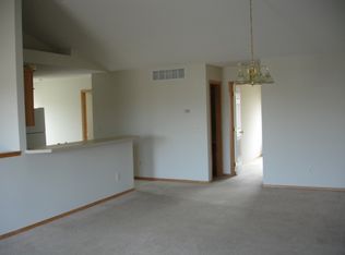 1533 S Fivewood Ct, Wichita, KS 67235