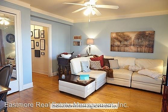 3rd image of 903 E Kilbourn Ave APT 36