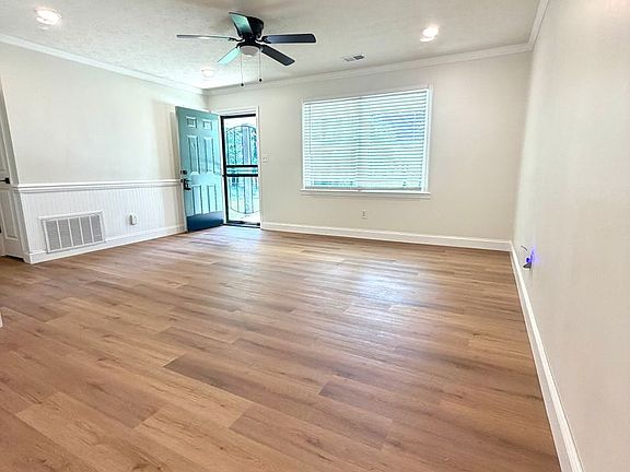5th image of 3851 Nebo Rd
