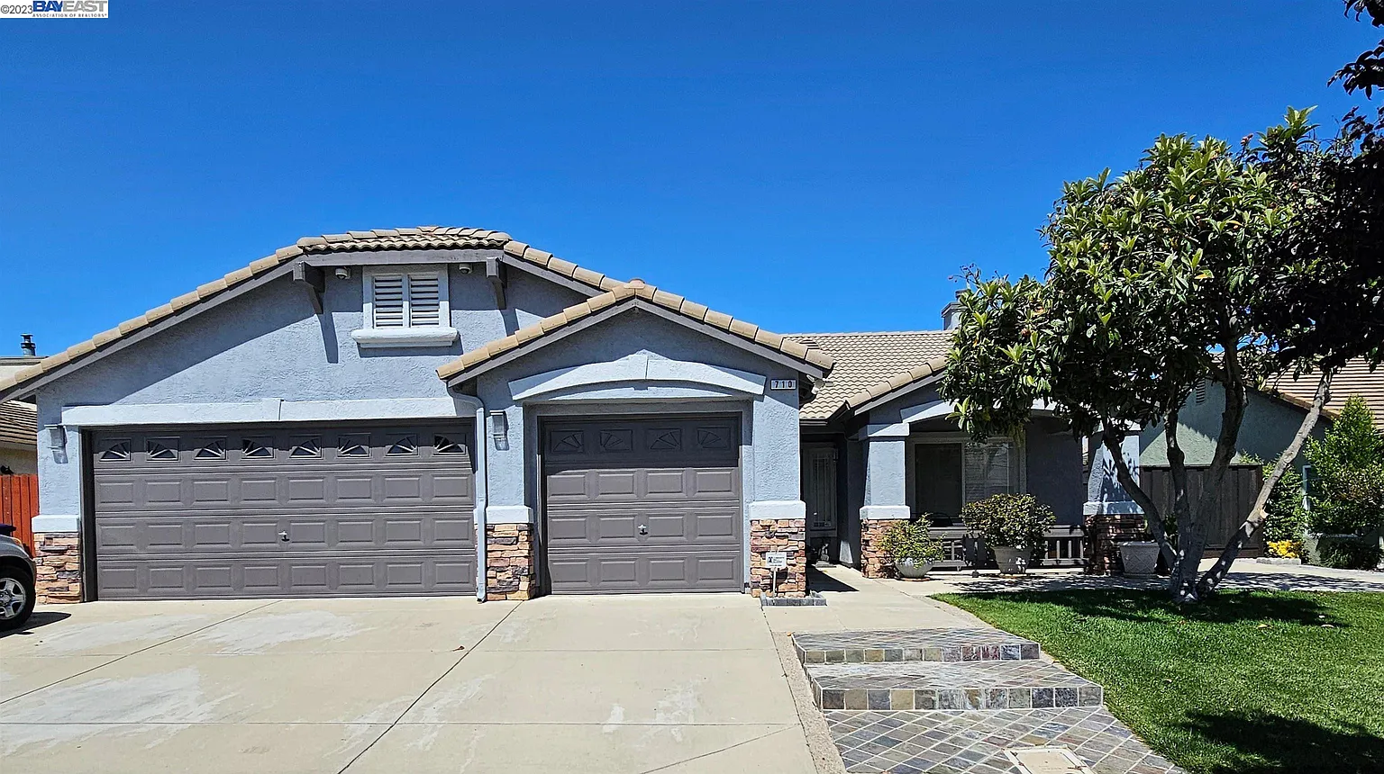 710 Joshua St photo 1