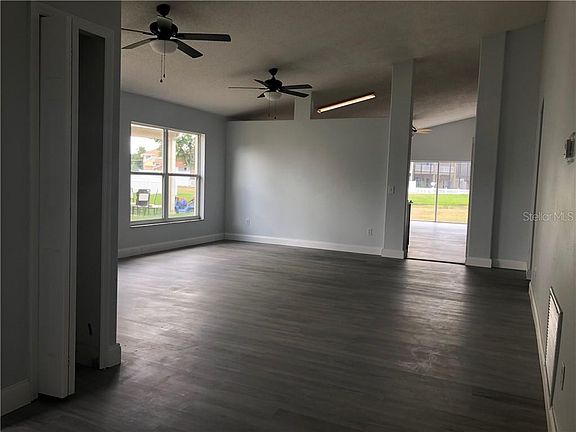 4th image of 6639 Mangrove Chase Ave