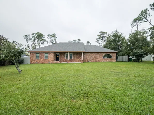 2301 Azalea Dr, Valdosta, GA 31602