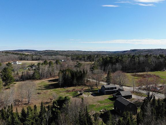 5th image of 137 Clark Road