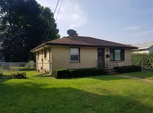 314 W Pleasant St, Belvidere, IL 61008