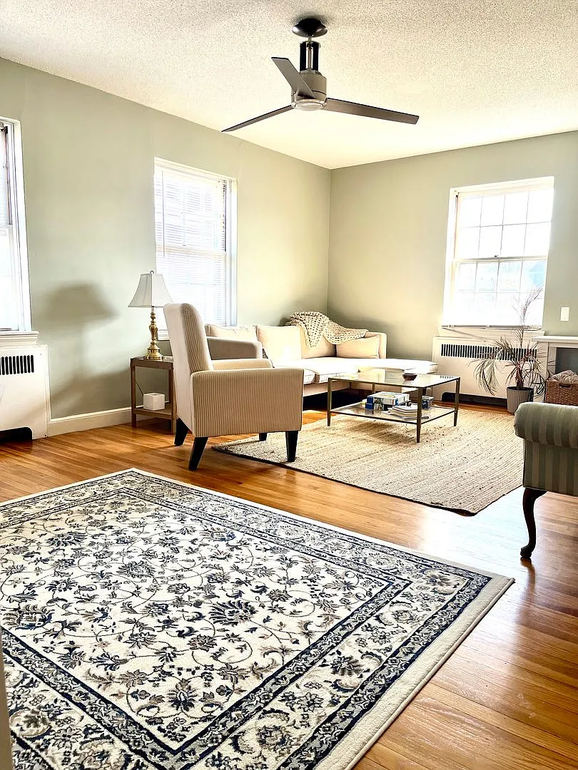 No Fee! Gorgeous Coolidge Corner 2 Bed With In-Unit Laundry, Ht/Hw Included, Parking For Rent — Photo 3