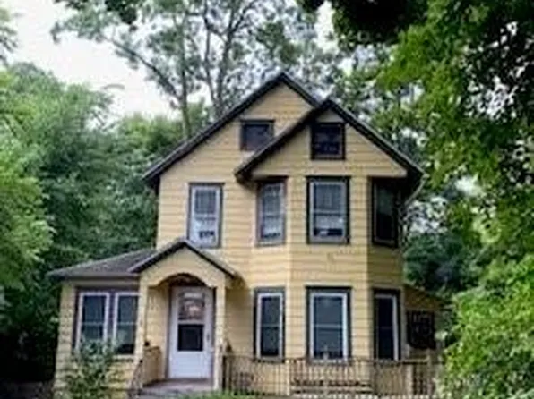 15 Asbury Ct, Binghamton, NY 13905