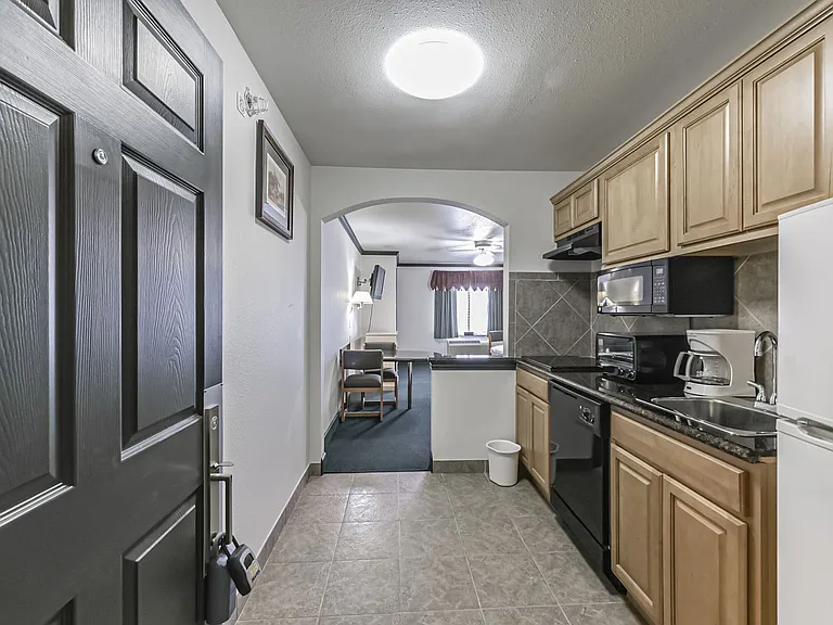 1025 Swanson St — Photo 93