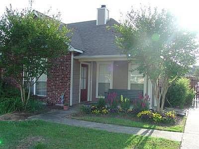 1st image of 14473 Whispering Oaks Dr
